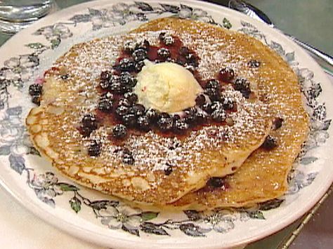 Done: Huckleberry Pancakes, these were a bit thick, but how can you not love huckleberry anything. Huckleberry Recipes, Banana Pancakes Recipe, Cooking Channel, Pork Chop Recipes, Pancakes And Waffles, Top Recipes, Fabulous Foods, Pancake Recipe, Other Recipes