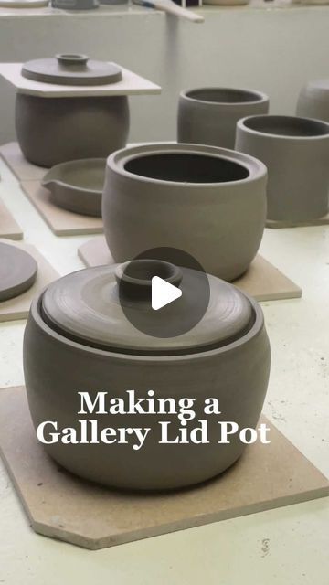 Anna Denley on Instagram: "This might be my new preferred way to make a lidded pot, I feel some garlic pots coming on! 🧄   #potterytips #potterytechniques #potteryvideo #potteryvideos #potteryreels #potteryreel #handmadepots #potterystudio #potterystudiolife #ceramicstudio #ceramicartist #instapottery #ukpotter #lifeofapotter #potterythrowing" Pottery Lids How To, Throwing Pottery Ideas For Beginners, Ceramic Pots With Lids, Ceramic Pot With Lid, Pottery Lids, Wheel Thrown Pottery Ideas, Throwing Muses, Clay Pot With Lid, Lidded Jars Pottery