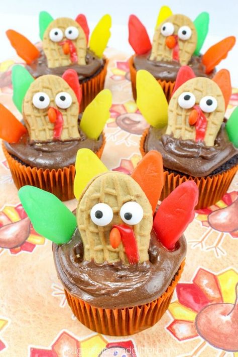 Turkey Brownies, Cute Turkey Cupcakes, Cupcakes For Thanksgiving, Turkey Desserts, Butter Turkey, Delicious Thanksgiving Desserts, Thanksgiving Desserts Kids, Turkey Cupcakes, Thanksgiving Cupcakes