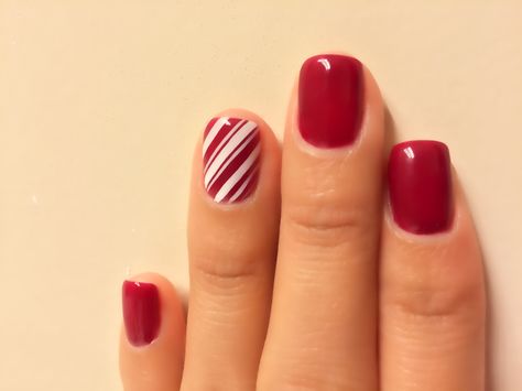 Red Nails With Candy Cane Accent, White Nails With Candy Cane Accent, Simple Candy Cane Nails, Candy Cane Short Nails, Candy Cane Nails Square, Candy Cane Stripe Nails, Candy Cane Accent Nail, Red Candy Cane Nails, Candy Cane Nails Short