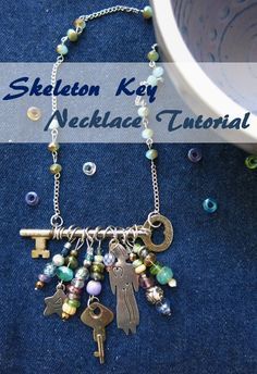 Fork Jewelry, Make A Necklace, Skeleton Key Necklace, Diy Jewelry Tutorials, Diy Collier, Key Jewelry, A Skeleton, Necklace Diy, Skeleton Key