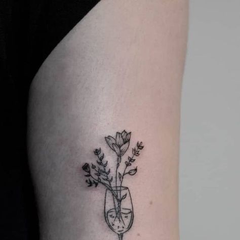 Matching Tattoos Wine, Matching Tattoos, Minimal Tattoo, Tattoo Ink, Black Tattoos, Blackwork, Flower Tattoo, Beer, Wine