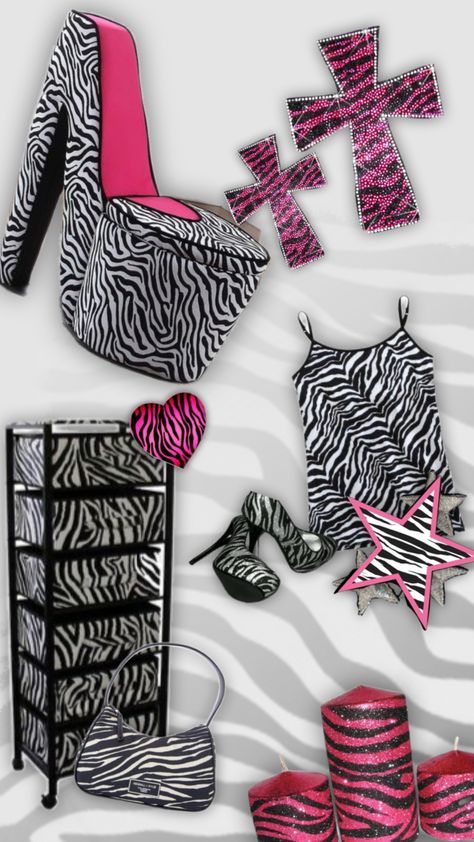 Y2K mcbling zebra print 🤍🖤 #animalprint #early2000s #mcbling #zebra Zebra Y2k, Y2k Baddie, Y2k Mcbling, 2000s Aesthetic, 2000s Fashion, Swag Nails, Zebra Print, Animal Print