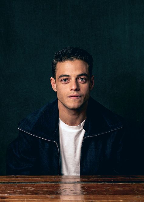 celebritiesofcolor: Rami Malek poses for a portrait at the... Rami Malik, Rami Said Malek, Rami Malek, Mr Robot, Need For Speed, Bohemian Rhapsody, Printable Poster, Blade Runner, Attractive People