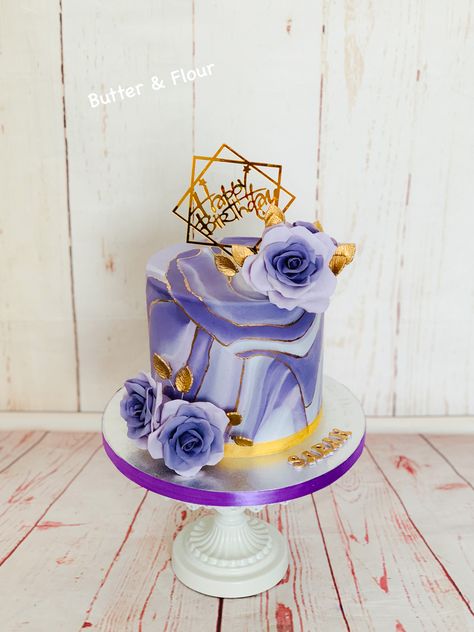 Marble Fondant Cake, Purple And Gold Birthday, Marble Fondant, 40th Birthday Cake For Women, Marble Cakes, 21st Bday Cake, Apple Cake Pops, Golden Birthday Cakes, Cake Purple