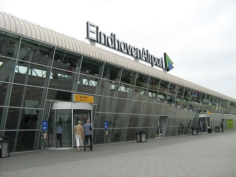 Eindhoven Airport Duty Free - https://www.dutyfreeinformation.com/eindhoven-airport-duty-free/ Eindhoven Airport, Amsterdam Airport, Airports Terminal, Private Plane, Car Rental Company, Singapore Airlines, British Airways, Central Station, Eindhoven