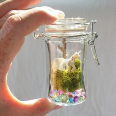 Whimsical Ways: Mini DIY Unicorn Terrarium                                                                                                                                                                                 More Pyjamas Party, Unicorn Bedroom, Diy Unicorn, Mini Terrarium, Mini Diy, Unicorn Crafts, Unicorns And Mermaids, Terrarium Diy, Magical Unicorn