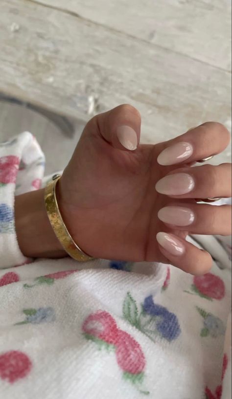 annaastrup on ig Anna Astrup, Glazed Nails, Hoco Nails, Nails Aesthetic, Coastal Granddaughter, Short Square Acrylic Nails, Aesthetic Lifestyle, 90s Baby, Square Acrylic Nails