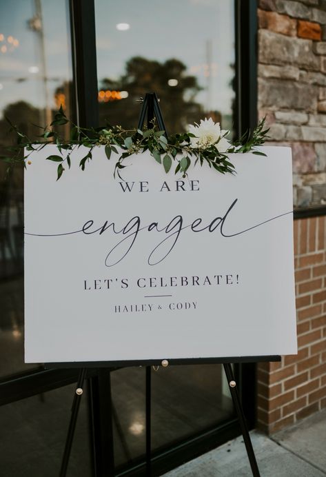 Engagement Party Brunch, Engagement Party Dinner, Small Engagement Party, Garden Engagement Party, Engagement Dinner Party, Engagement Party Table, Fun Engagement Party, Couples Engagement Party, Engagement Party Decorations Diy