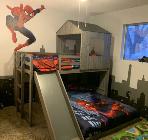 Bed With Slide For Boys, Spiderman Room Ideas Diy, Luxury Bunk Bed Rooms, Room Ideas Spiderman, Bunkbed Boys Room, Bunkbed Boys Room Ideas, Spiderman Bedroom Ideas Kid Rooms, Loft Bed For Boys Room, Spiderman Bedroom Ideas