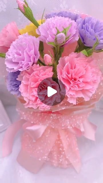 Crape Paper Easy Flowers, Crape Paper Roses Diy, Crap Paper Flower, Simple Paper Flower, Vishal Shekhar, Handmade Father's Day Gifts, Crepe Paper Flowers Diy, Paper Flowers Diy Easy, Halloween Paper Crafts