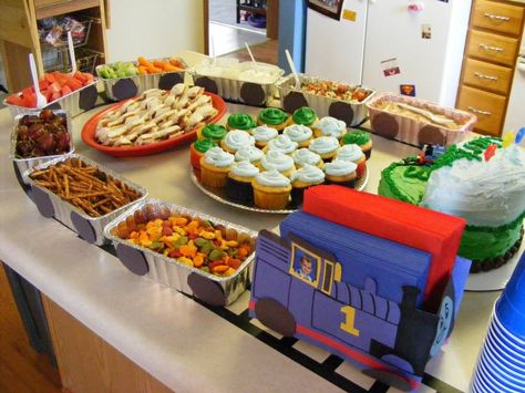 Thomas Train Birthday, Train Theme Birthday Party, Thomas Birthday Parties, Thomas The Train Birthday Party, Thomas The Train Party, Train Birthday Party, Thomas Birthday, Kolaci I Torte, Trains Birthday Party