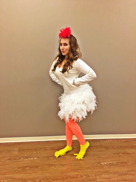 DIY Chicken Halloween Costume Idea 5 Diy Chicken Costume, Animal Costumes For Adults, Chicken Outfit, Rooster Costume, Chicken Halloween, Chicken Costume, Parrot Costume, Chicken Dress, Chicken Costumes