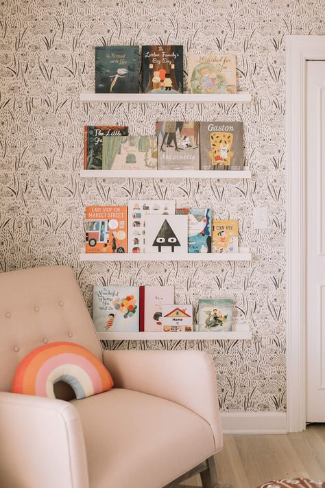 Reading Room Decor, Reading Corner Kids, Book Shelves, Nursery Colors, Reading Corner, Bedroom Nursery, Big Girl Rooms, Baby Bedroom, Nursery Inspiration