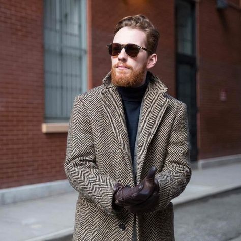 Brown herringbone coat Mens Overcoat Outfit, Herringbone Coat Outfit, Men's Overcoat, Gents Style, Overcoat Men, Mens Overcoat, Herringbone Coat, Herringbone Blazer, Gents Fashion