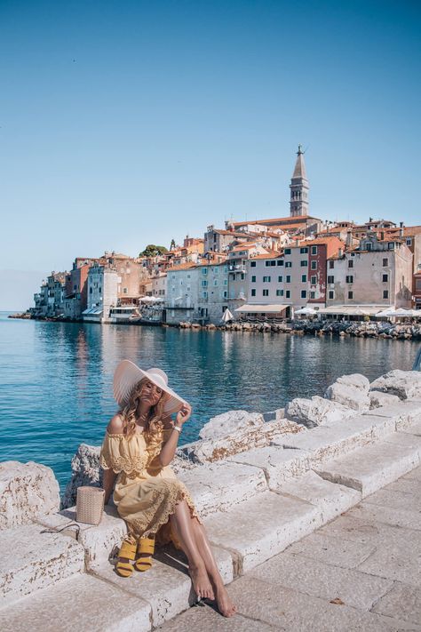 Houses Cute, Sun Outfit, Rovinj Croatia, Montenegro Travel, Croatia Travel Guide, Ljubljana Slovenia, My Last Day, Nature Architecture, Bars And Restaurants