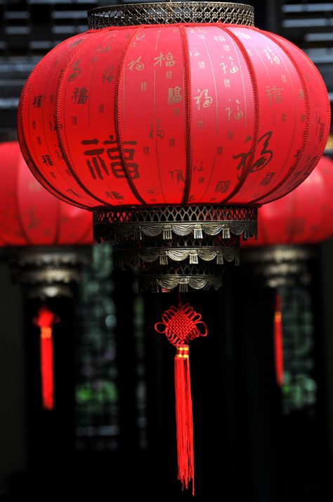 Chinese New Year Traditions| Chinese culture| Chinese lanterns China Culture Clothes, Chinese Traditional Aesthetic, Traditional China Aesthetic, Korean Culture Aesthetic, Casino Restaurant, Chinese Architecture Traditional, Ancient Chinese Aesthetic, Chinese Culture Art, New Year Traditions