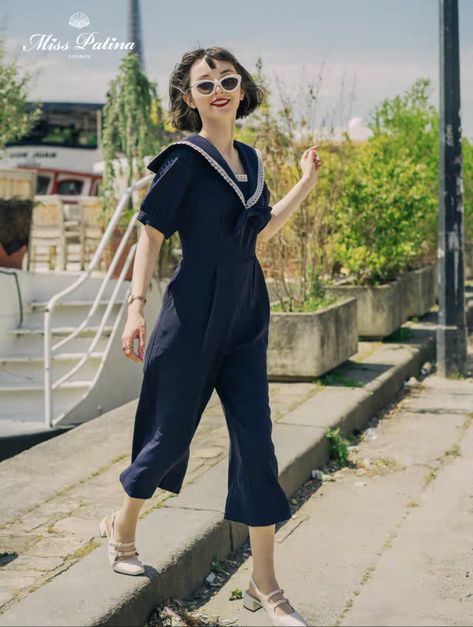 Sailor Style Outfit, Sailor Outfit For Women, Miss Patina, Nautical Outfits, Cable Knit Dress, Navy Sailor, Sailor Fashion, Sailor Dress, Sailing Outfit