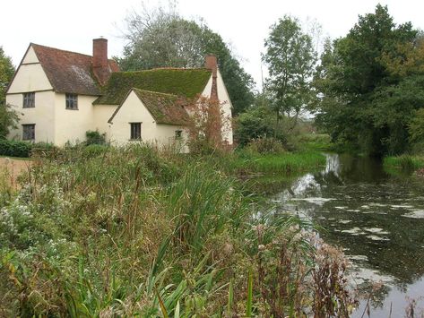 Flatford Mill, Sutton Hoo, English Cottage Garden, E Photo, English Cottage, Handmade Home, Cottage Garden, Places To Go, Cabin