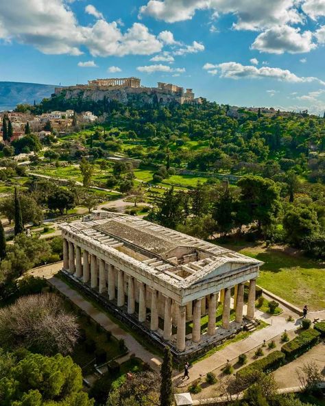 Temple Of Hephaestus, Greece Landscape, The Acropolis, Classical Antiquity, Ancient World, Destination Voyage, Acropolis, Famous Places, Ancient Architecture