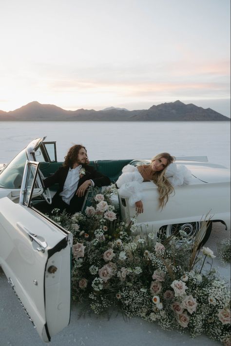 Salt Flats Photoshoot, Wedding Groom Outfit, Utah Salt Flats, Elopement Dresses, Salt Flats Utah, Elopement Photoshoot, Lake Engagement Photos, C Photo, Salt Flat