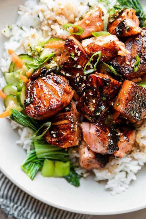 Cubed Salmon, Quick Pickled Veggies, Soy Glaze, Rice Bowl Recipe, Salmon Rice Bowl, Salmon Rice, Quick Pickled, Rice Bowls Recipes, Salmon And Rice