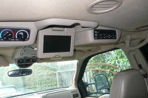 Ford Excursion and Super Duty Entertainment Console Ford Excursion Mods, Ford Excursion Interior, Nissan Frontier Mods, Car Ui, Chevy Camaro Z28, Toyota 4runner Trd, Corsa Classic, Truck Flatbeds, Car Part Furniture