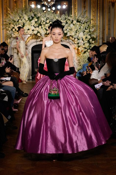 Miss Sohee Spring 2024 Couture Collection Miss Sohee Couture 2024, Miss Sohee Couture, High Fashion Runway Outfits, Sohee Couture, Mat Gala, Miss Sohee, 2024 Couture, Couture 2024, 2024 Runway