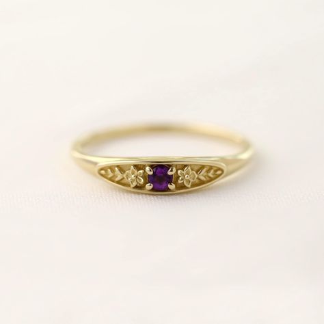 February birth ring This ring will be a very meaningful piece for those born in February. February's birthstone and birth flower are amethyst and violet. Brilliant deep purple amethyst and delicately carved violet will shine and bloom forever. This dainty and slim signet ring is comfortable to wear all the time. This piece will be perfect gift for both to others and yourself.   * Detail * Material : 14K solid gold, 18K solid gold, 925 sterling silver Color : Yellow gold, White gold or Rose gold( Birth Ring, Amethyst Ring Gold, Amethyst Ring Vintage, Future Engagement Rings, Mom Ring, Purple Rings, Ring Birthstone, February Birth Stone, Birth Flowers