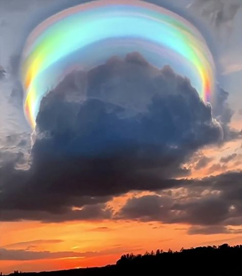 Galactic Federation, Optical Phenomena, Cumulus Clouds, Fire Rainbow, Rainbow Sky, Haikou, Atmospheric Phenomenon, Grey Clouds, Rainbow Aesthetic