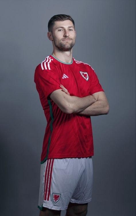 Ben Davies, Wales Football, Soccer Guys, Wales, Soccer, Football, American Football