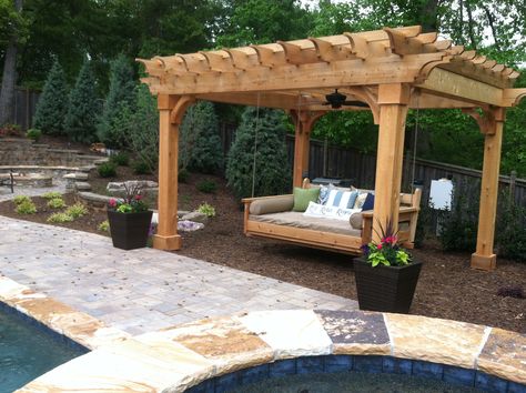 Pergola and swing bed Swinging Bed, Bed Hammock, Small Pergola, Swing Bed, Backyard Swings, Cheap Pergola, Pergola Swing, Pergola Lighting, Modern Pergola