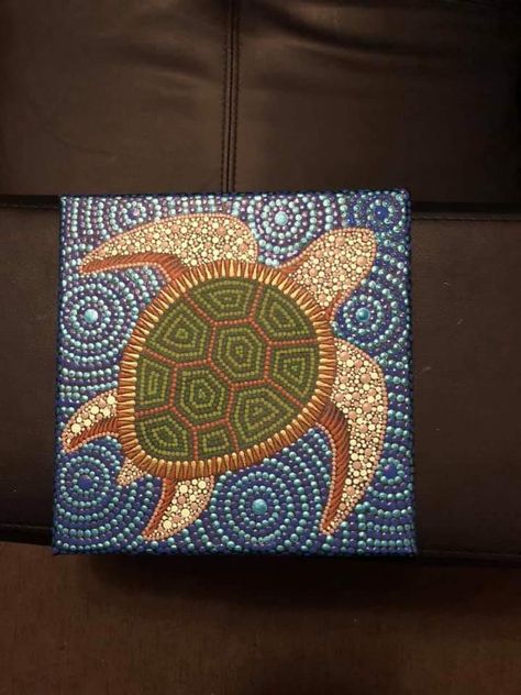 Turtle Dot Art, Aboriginal Art Dot Painting, Aboriginal Education, Lilo And Stitch Drawings, Seashell Painting, Stitch Drawing, Beachy Decor, Gcse Art, Dot Art Painting