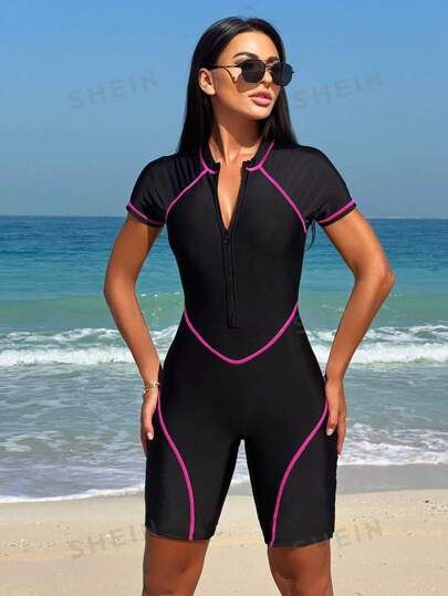 One Piece Swimsuit With Shorts, Swimming Women, Sports Swimsuits, Competition Swimwear, Estilo Fitness, Swimsuit With Shorts, Surf Suit, Modest Swimsuits, Sports Skirts