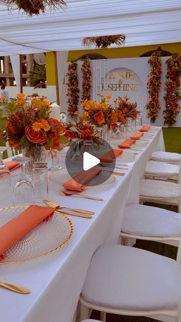 Orange And White Table Setting, Wedding Set Up Reception, Wedding Reception Ideas Simple, Engagement Decor Ideas, Table Setup Wedding, African Wedding Reception, Engagement Decoration Ideas, Diy Wedding Reception Decorations, Diy Engagement Decorations