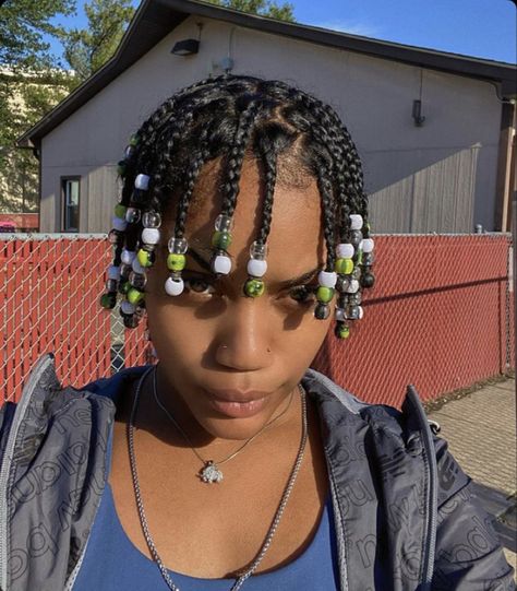 Y2k Afro, Short Box Braids Hairstyles, Box Braids Hairstyles For Black Women, Natural Afro Hairstyles, Natural Hair Twists, Pelo Afro, Hair Twist Styles, Braids With Beads, Pretty Braided Hairstyles