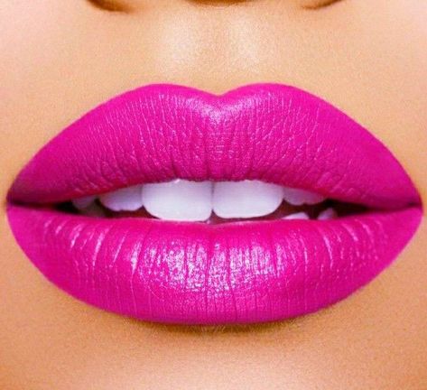 Fuschia Pink Lipstick, Barbie Lips, Lipgloss Colors, Dark Pink Lipstick, Pink Lipstick Makeup, Amazing Wedding Makeup, Bright Pink Lipsticks, Lip Colours, Korean Lips