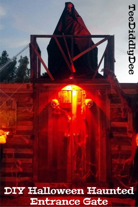 Scare trick-or-treaters by having them enter your scary home haunt through this awesome DIY Halloween Haunted Entrance Gate! A great DIY scary Halloween décor prop for Halloween haunted home haunts (both indoor and outdoor), Halloween weddings, Halloween Yard haunts, Halloween parties, as well as Halloween haunted graveyards. Old Wooden Shutters, Weathered Wood Stain, Haunted Props, Halloween Weddings, Haunted Graveyard, Halloween Haunted House Decorations, Haunted House Diy, Scary Haunted House, Fake Window