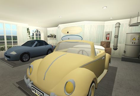 Coastal Garage Interior, Bloxburg Garage Ideas Interior, Garage Decals Bloxburg, Coastal Bedroom Bloxburg, Beach Bloxburg, Bloxburg Garage Ideas, Coastal Garage, Bloxburg Garage, Garage Bloxburg