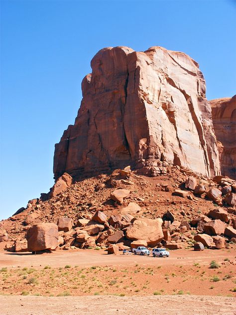 South end of Spearhead Mesa: the Valley Drive, Monument Valley, Arizona Monument Valley Arizona, Rock Photography, Rock Textures, Desert Mountains, Landscape Concept, Landscape Photography Nature, Southwest Art, Environment Design, Environment Concept Art