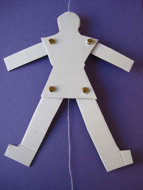 This guide will show you how to make a jumping puppet, also known as a Jumping Jack.  It is hung on a door knob or nail on the wall and when  the bottom string is pulled its arms and legs move up and down. Paper Doll Chain, Puppet Template, Cucumber Trellis Diy, Pictures On String, Puppets Diy, Marionette Puppet, Paper Puppets, Puppet Crafts, Simple Machines