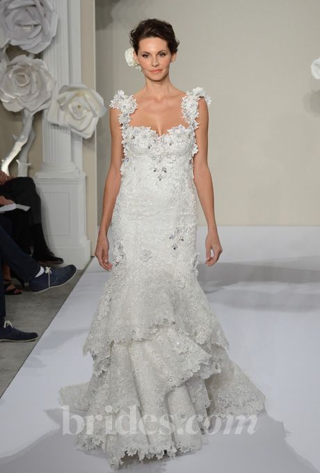 Pnina Tornai Pnina Tornai Wedding Dresses, Lace Trumpet Wedding Dress, Wedding Dresses Mermaid Trumpet, Trumpet Wedding Dress Lace, Pnina Tornai Wedding Dress, Ethereal Dresses, 2013 Style, Bridal Runway, Plain Wedding Dress