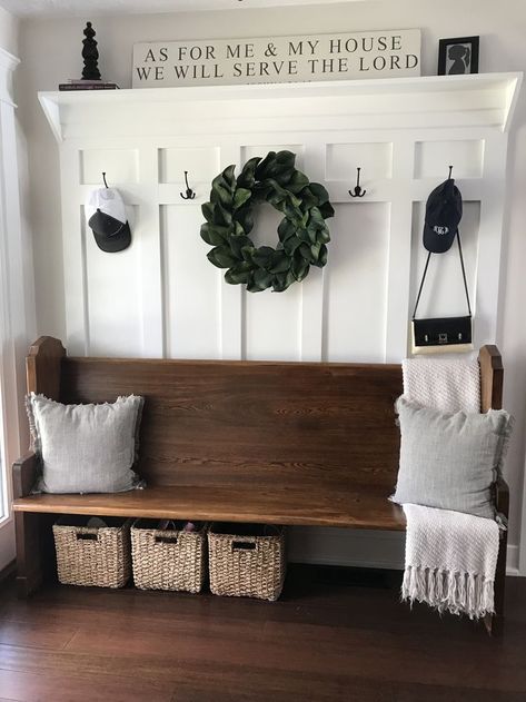 Board And Batten Wall Entryway Bench, Board And Batten Entryway With Bench, Board And Batten Mudroom Wall, Wainscoting Ideas Entryway, Church Pew Entryway, Diy Mudroom Wall, Farmhouse Entrance, Mud Wall, Cottage Entryway