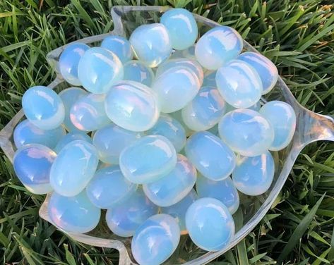 Blue Slime, Opalite Crystal, Crystal Aesthetic, Life Transitions, Cool Rocks, Peach Moonstone, Third Eye Chakra, Mood Swings, Crown Chakra