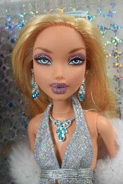 2005 Barbie My Scene My Bling Bling Barbie J1038 (1) | Flickr My Scene Barbie, Disney Barbie Dolls, Fashion 2000, My Scene, Mattel Dolls, Scene Girls, Male Doll, Doll Painting, Beautiful Barbie Dolls