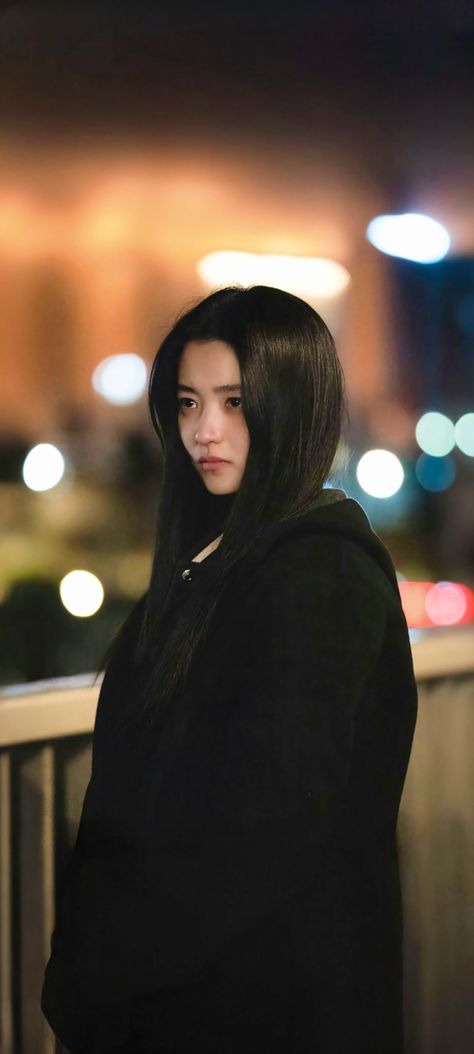 Kim Tae Ri Revenant, Kim Taeri Wallpaper, Kim Tae Ri Wallpaper, Kdrama Background, Revenant Kdrama, Kdrama Characters, Kim Tae Ri, Kim Taeri, Batman Drawing