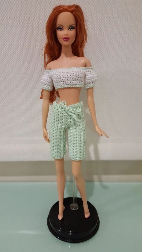 Barbie Bermuda Shorts (Free Crochet Pattern) - FeltMagnet Pants Pattern Free, Crochet Baby Pants, Crochet Barbie Patterns, Baby Pants Pattern, Crochet Doll Clothes Free Pattern, Barbie Dress Pattern, Barbie Doll Clothing Patterns, Crochet Barbie Clothes, Barbie Outfits