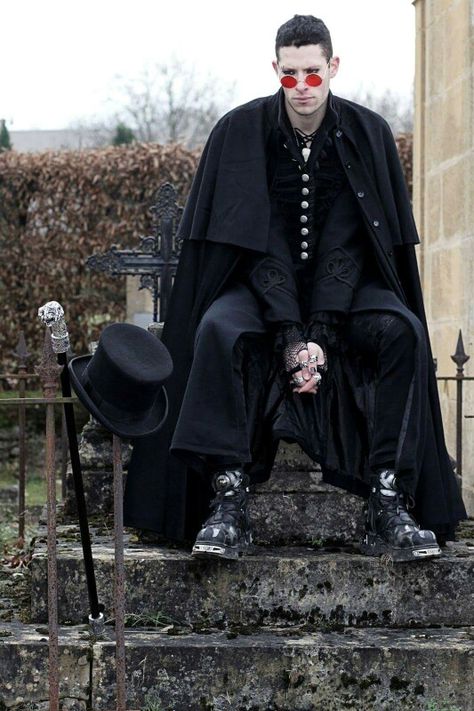 Goth Guy Outfits, Aesthetic Clothes Boys, Gothic Fashion Men, Goth Male, Priest Outfit, Goth Men, Gothic Inspiration, Goth Guy, Industrial Goth