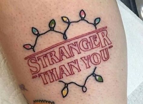 Stranger Things Tattoo Ideas, Tattoo Ideas Easy, Stranger Things Tattoo, Nerd Tattoo, Stranger Things Halloween, Hellfire Club, Light Tattoo, Weird Tattoos, Stranger Things Art