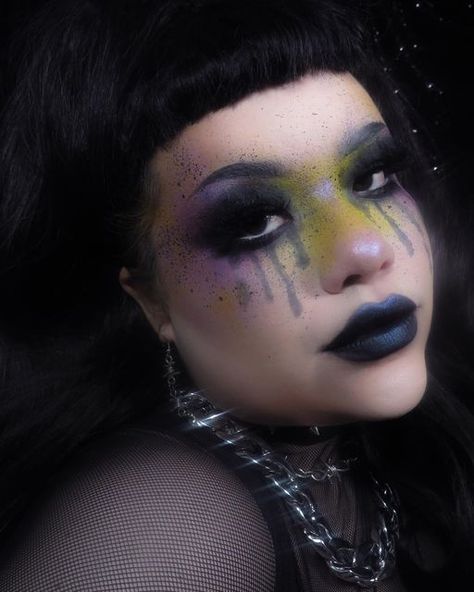 Pride Makeup Nonbinary, Non Binary Flag Makeup, Alt Pride Makeup, Nonbinary Makeup Pride, Non Binary Makeup Looks, Nonbinary Flag Makeup, Nonbinary Pride Makeup, Trans Pride Makeup, Non Binary Makeup